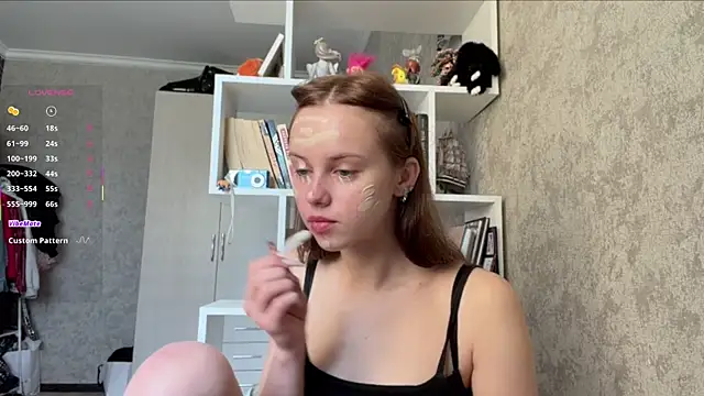 Mollybeans online show from July 25, 12:22 pm