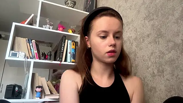 Mollybeans online show from June 23, 12:14 pm