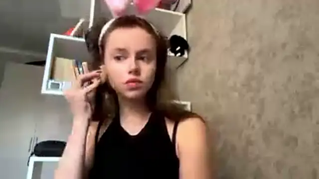 Mollybeans online show from July 4, 2:54 pm