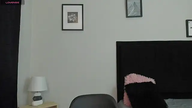 Snapshot of Sara_B chatting on July 12, 6:09 pm Sara B online show from July 12, 6:09 pm