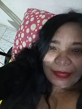 Snapshot of Ariais502026 chatting on June 14, 1:24 am Ariais502026 online show from June 14, 1:24 am