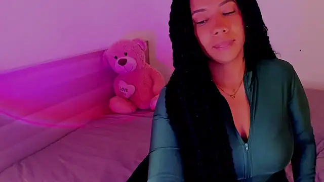 NicolePasqualott online show from November 11, 8:25 pm