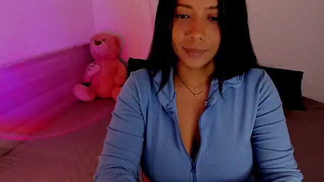 NicolePasqualott online show from November 24, 9:15 pm