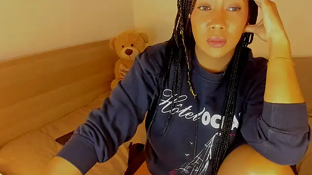 NicolePasqualott online show from October 29, 10:52 pm