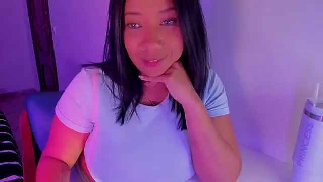 NicolePasqualott online show from March 12, 9:52 pm