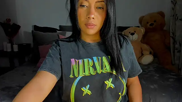 Snapshot of NicolePasqualott chatting on March 17, 9:35 pm NicolePasqualott online show from March 17, 9:35 pm