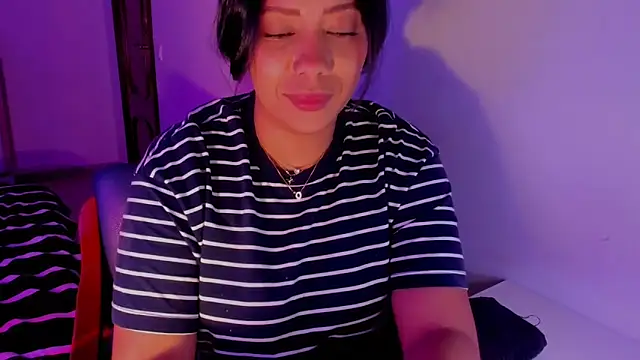 NicolePasqualott online show from February 19, 9:56 pm