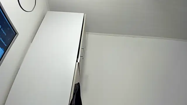 Snapshot of VivieneLuxe chatting on June 25, 4:21 am VivieneLuxe online show from June 25, 4:21 am