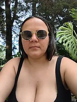 Mandy-moore28 online show from July 18, 3:31 pm
