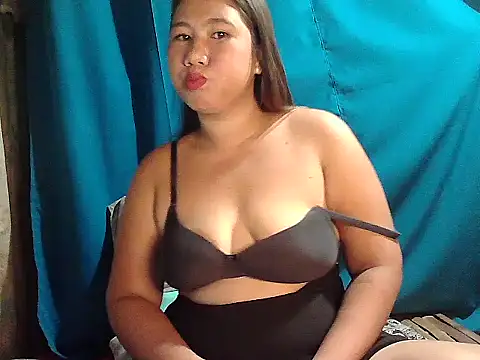 Islandbabe22 online show from July 4, 1:37 pm