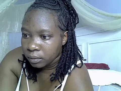Snapshot of Snylove chatting on June 18, 6:34 am Snylove online show from June 18, 6:34 am