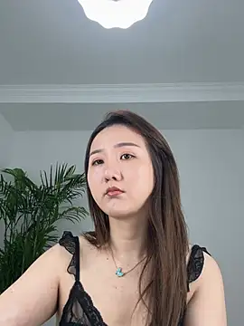 Snapshot of Anngerrqing chatting on June 14, 10:27 am Anngerrqing online show from June 14, 10:27 am