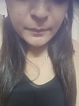 Snapshot of riya_sharma013 chatting on June 16, 7:25 pm riya sharma013 online show from June 16, 7:25 pm