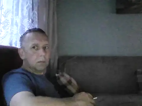 Snapshot of RafalekRozmarynowski81 chatting on June 15, 2:45 am RafalekRozmarynowski81 online show from June 15, 2:45 am