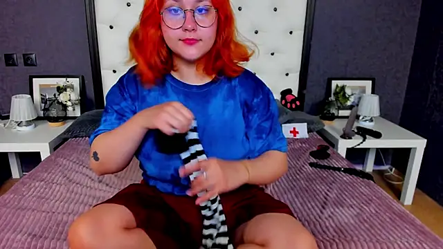 Snapshot of Judith_hypnosiss chatting on July 29, 11:31 am Judith hypnosiss online show from July 29, 11:31 am