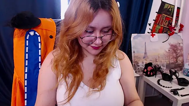 Snapshot of Judith_hypnosiss chatting on July 4, 5:14 am Judith hypnosiss online show from July 4, 5:14 am