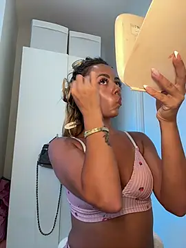 Harrietbronzex online show from July 8, 2:18 pm