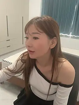 liuqin886 online show from June 16, 5:29 am