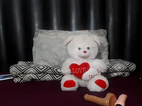 Snapshot of Leerh chatting on July 27, 4:30 am Leerh online show from July 27, 4:30 am