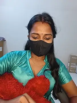 Snapshot of YALINITWO7_TAMIL chatting on July 19, 7:43 pm YALINITWO7 TAMIL online show from July 19, 7:43 pm