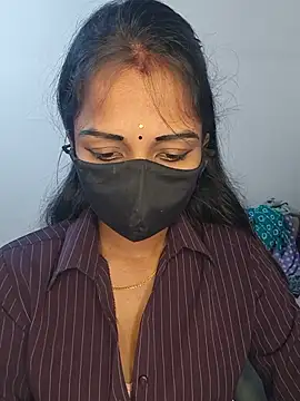 Snapshot of YALINITWO7_TAMIL chatting on July 12, 6:58 am YALINITWO7 TAMIL online show from July 12, 6:58 am