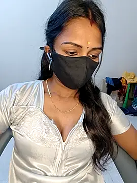 Snapshot of YALINITWO7_TAMIL chatting on July 9, 5:56 pm YALINITWO7 TAMIL online show from July 9, 5:56 pm