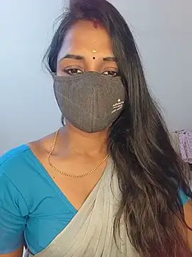 Snapshot of YALINITWO7_TAMIL chatting on July 18, 7:17 am YALINITWO7 TAMIL online show from July 18, 7:17 am