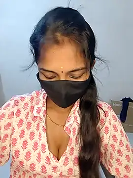 Snapshot of YALINITWO7_TAMIL chatting on July 17, 7:00 pm YALINITWO7 TAMIL online show from July 17, 7:00 pm