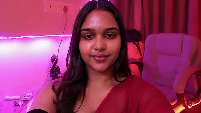 Snapshot of Anushu72 chatting on June 15, 5:23 pm Anushu72 online show from June 15, 5:23 pm