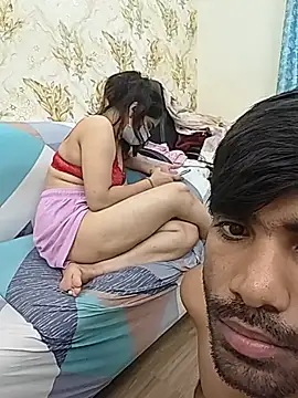 Snapshot of akankshaRJ chatting on June 17, 6:51 pm akankshaRJ online show from June 17, 6:51 pm