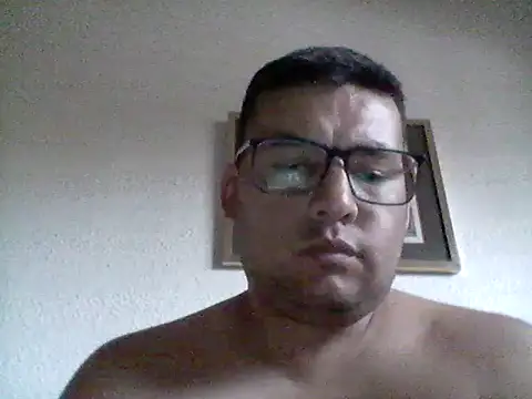 Snapshot of Levitery chatting on June 17, 7:52 am Levitery online show from June 17, 7:52 am
