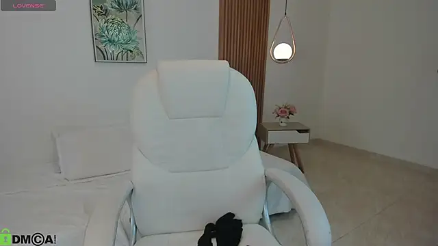 Megan pearl online show from June 16, 2:39 pm