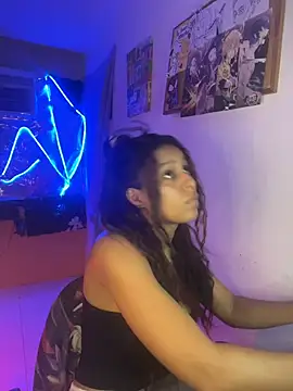 lunauzumaki online show from June 25, 10:04 pm