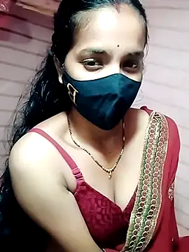 nisarani54321 online show from August 5, 5:40 pm