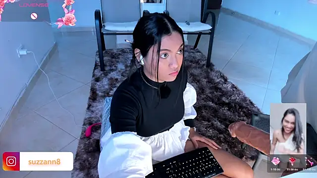 SUZZAN-R online show from June 19, 10:36 pm