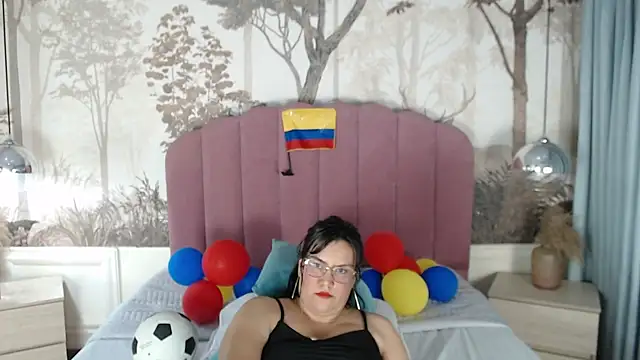 Sallydickinson online show from July 2, 3:40 pm