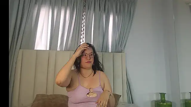 Sallydickinson online show from July 28, 1:32 pm