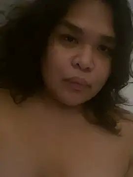Snapshot of CutieKeizy chatting on June 18, 3:38 am CutieKeizy online show from June 18, 3:38 am
