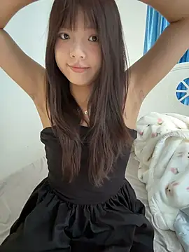 ela sisi online show from July 4, 1:12 am