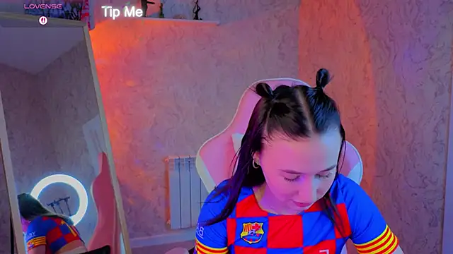  Kiki angelll  online show from June 20, 2:16 am
