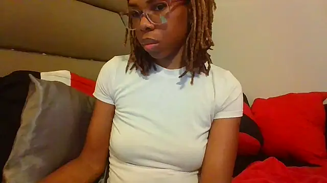 Opal Rainbow online show from November 21, 6:01 am