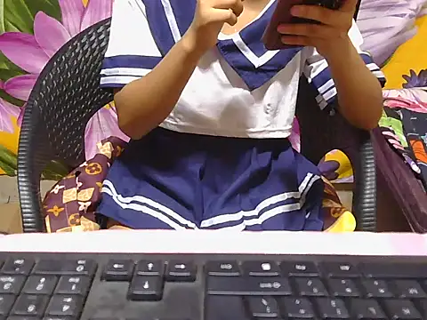 Snapshot of Tasty_fussy chatting on July 17, 11:29 am Tasty fussy online show from July 17, 11:29 am