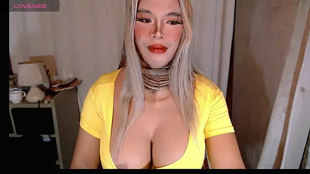 Snapshot of AnacondaCockSelfsucker chatting on July 9, 10:42 pm AnacondaCockSelfsucker online show from July 9, 10:42 pm