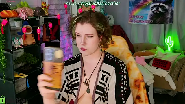 Candy-yeah online show from July 14, 1:05 am