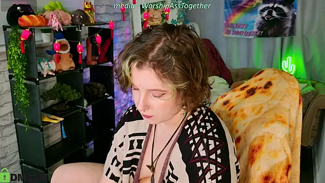 Candy-yeah online show from July 14, 2:05 am