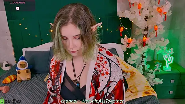 Candy-yeah online show from June 18, 1:15 am