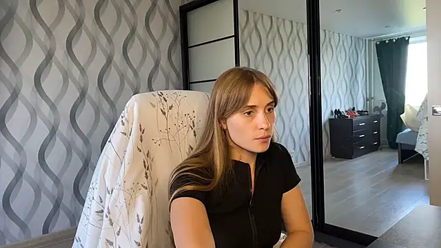 Miss Luna meow online show from July 14, 3:51 pm