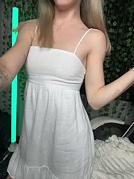Eva Kit online show from July 17, 5:32 pm