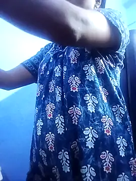 Snapshot of Tamil-neelavathi chatting on June 18, 8:02 am Tamil-neelavathi online show from June 18, 8:02 am