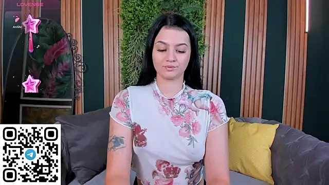 Snapshot of SolaZolaz chatting on July 23, 1:30 am SolaZolaz online show from July 23, 1:30 am